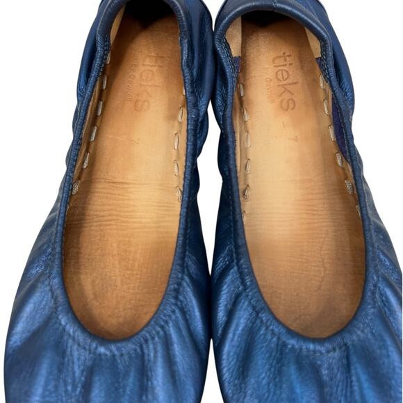 Tieks Women’s Blue Patent Leather Slip On Flat Size US 7 - Picture 10 of 11